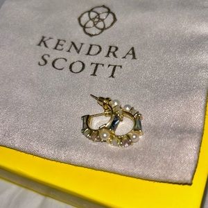Kendra Scott Madelyn Gold Huggie Earrings in Neutral Mix